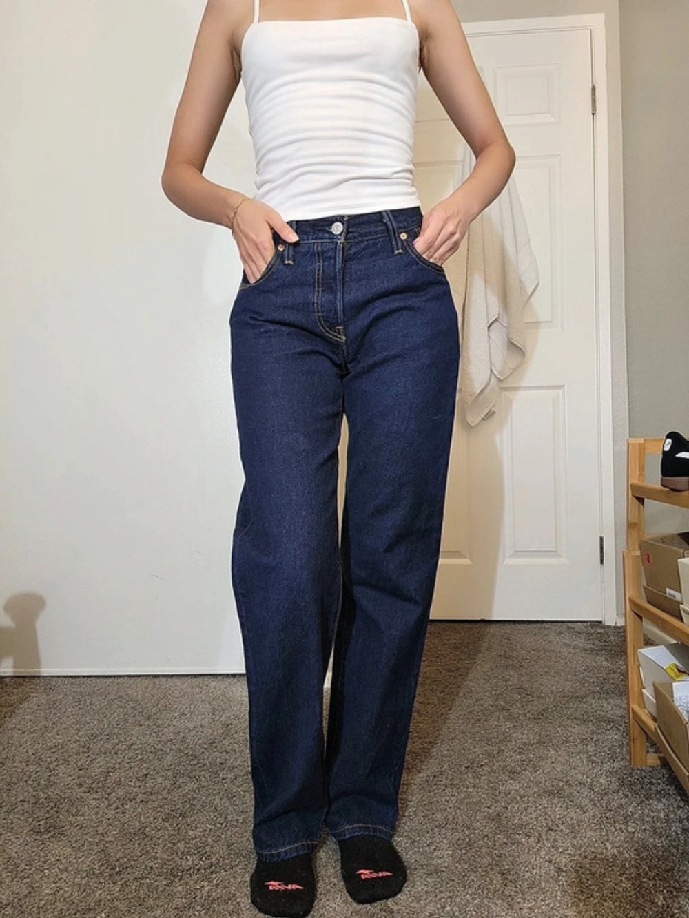 Women's Straight Leg Jeans in Blue Like New